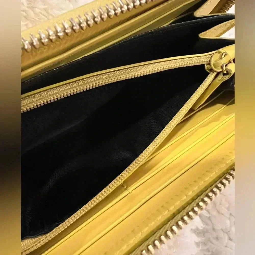 AS-IS Yves Saint Laurent Cassandra Patent Leather Zip Around Long Wallet USED - Picture 7 of 7